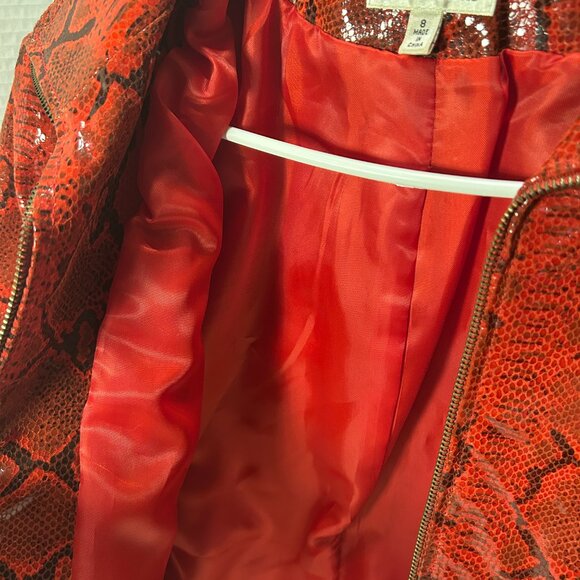 Yvonne & Marie - Picture 2 of 5